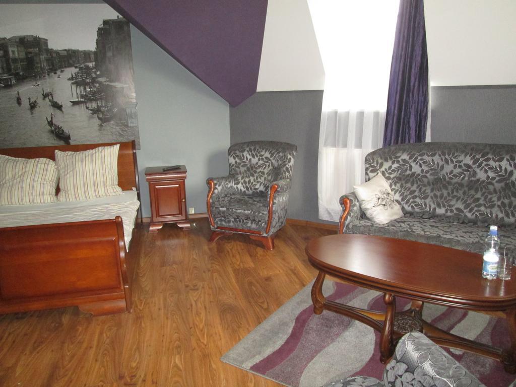 Magnat Hotel Restauracja Brodnica (Kuyavian-Pomeranian) Room photo